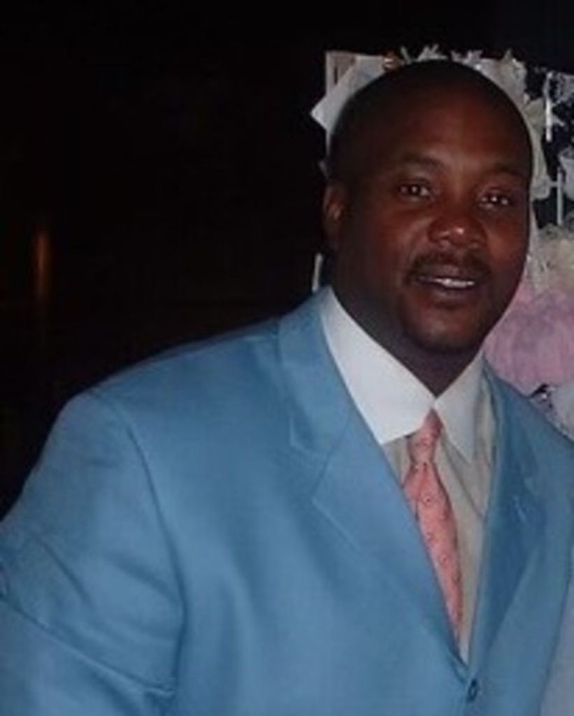 Darron Leith Lewis Profile Photo