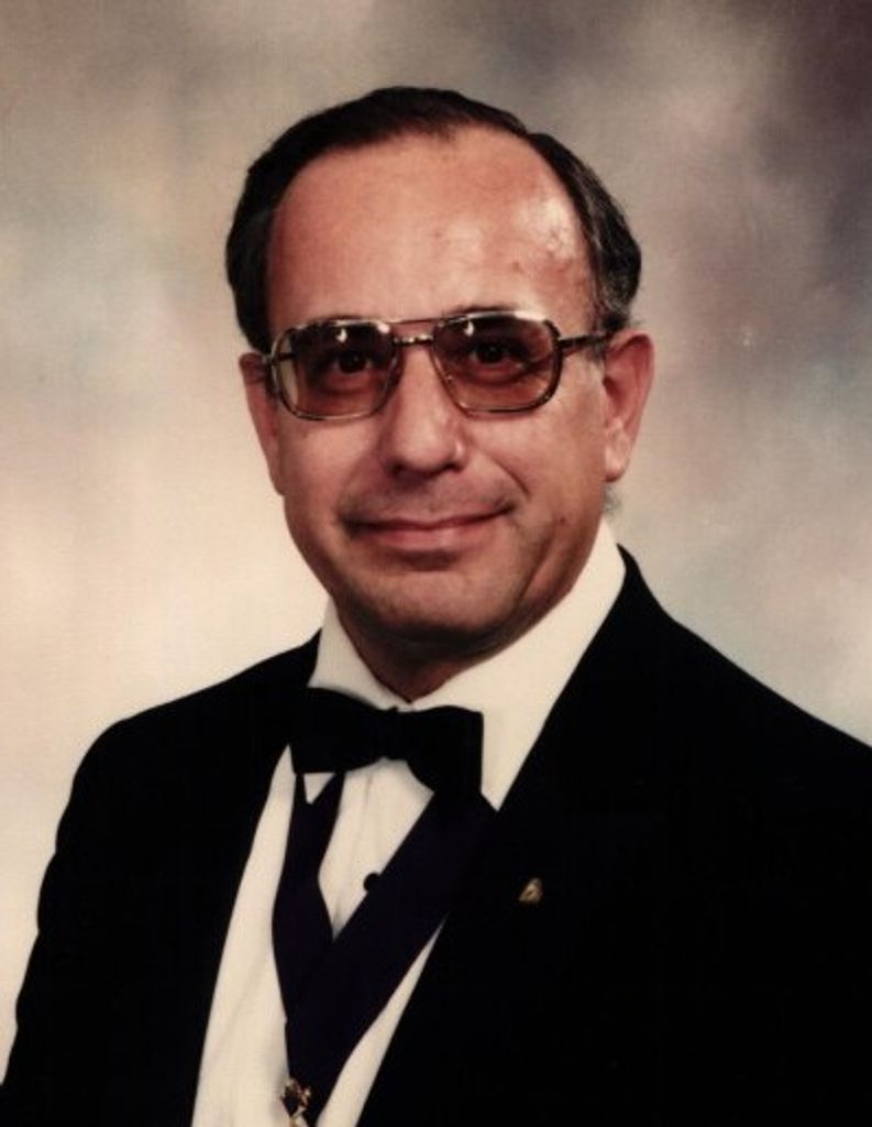 Dr. Francis DeCaro, DPM