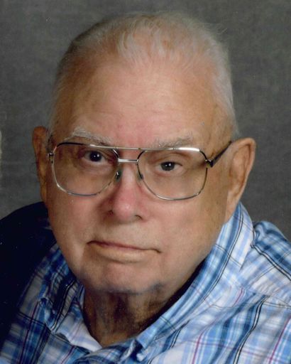 Max Raymond Hacker's obituary image