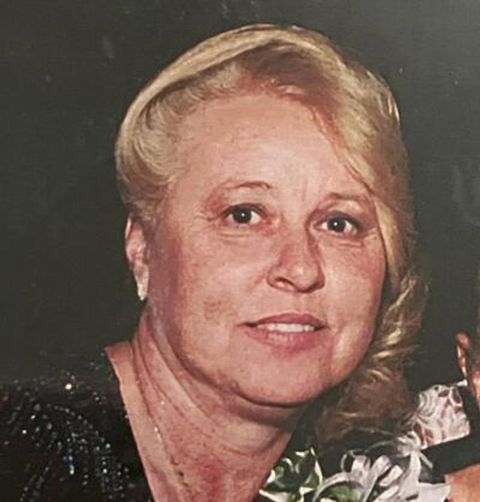 Janet Hellems Profile Photo