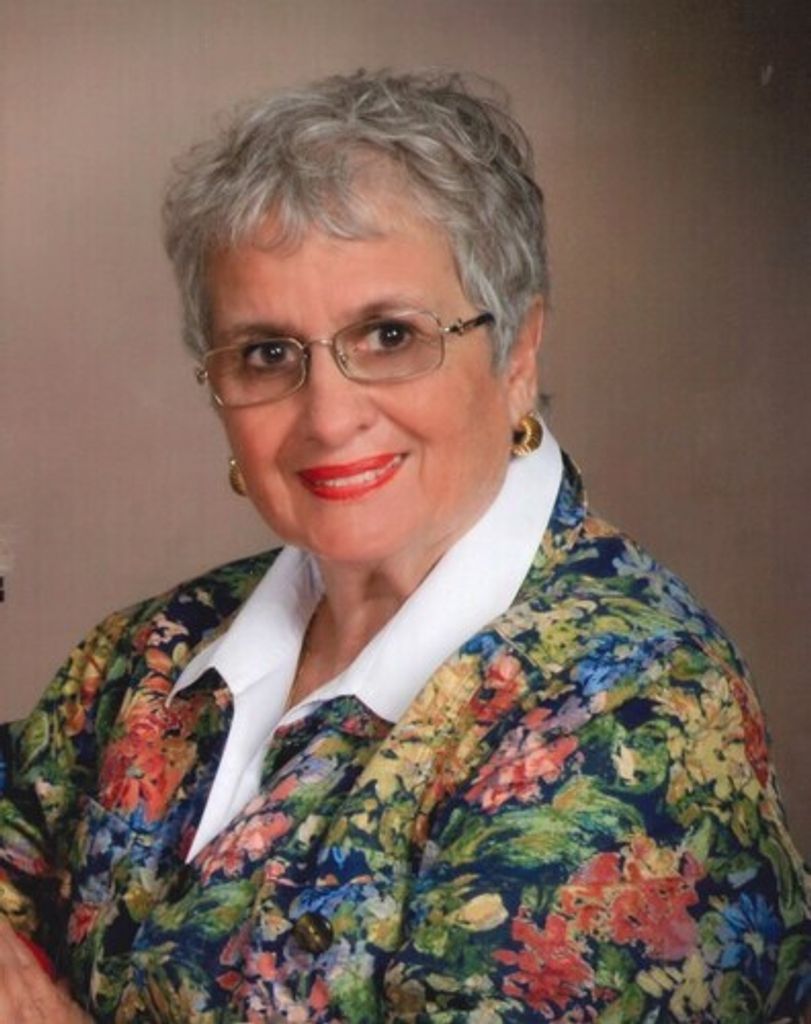 Emmalee C. Gruthoff-Schomisch Profile Photo
