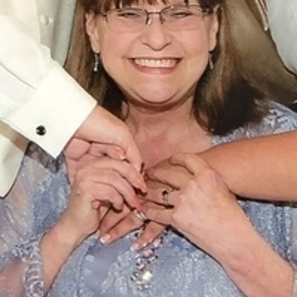 Linda M Lafountain