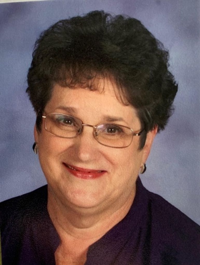 Andrea Marie Halverson Profile Photo