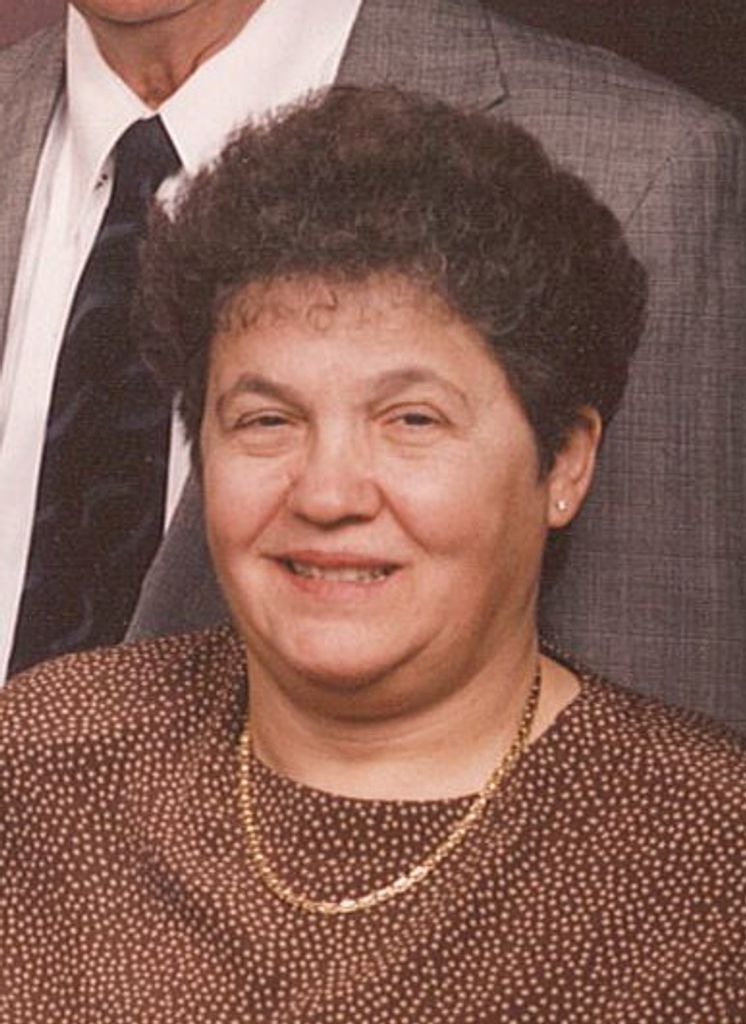 Tresa B. Stavlas