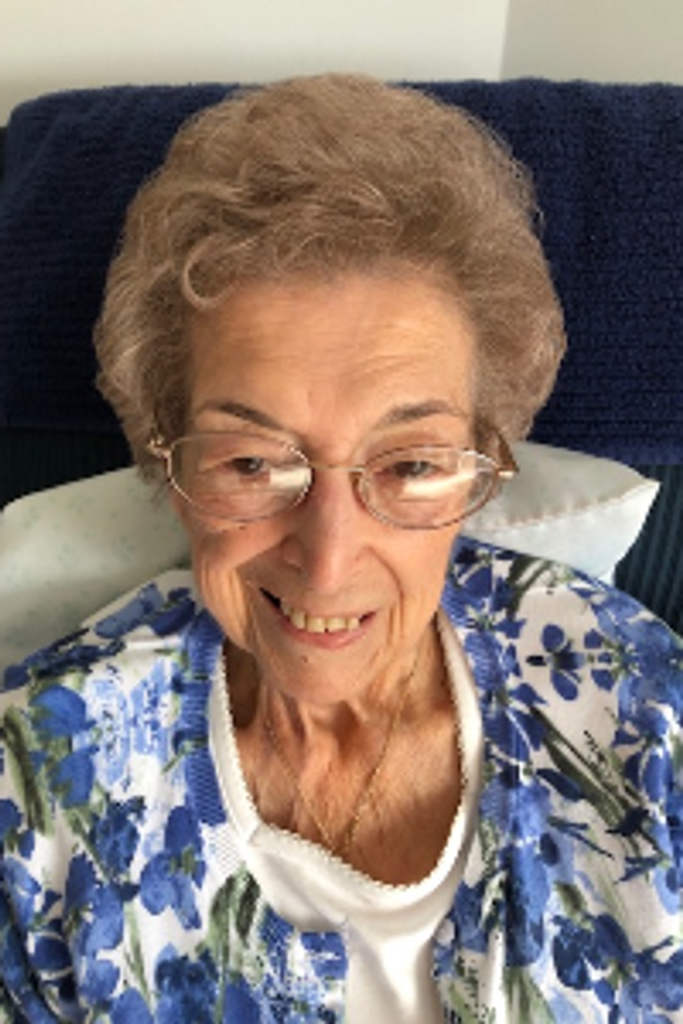 Julia (Rapoza) Pacheco