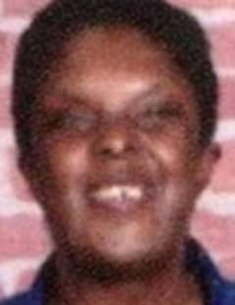 Tanisha  Straughn