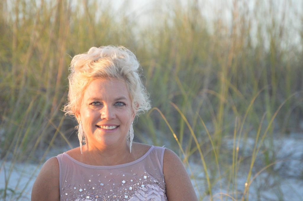 Robin Coe Profile Photo