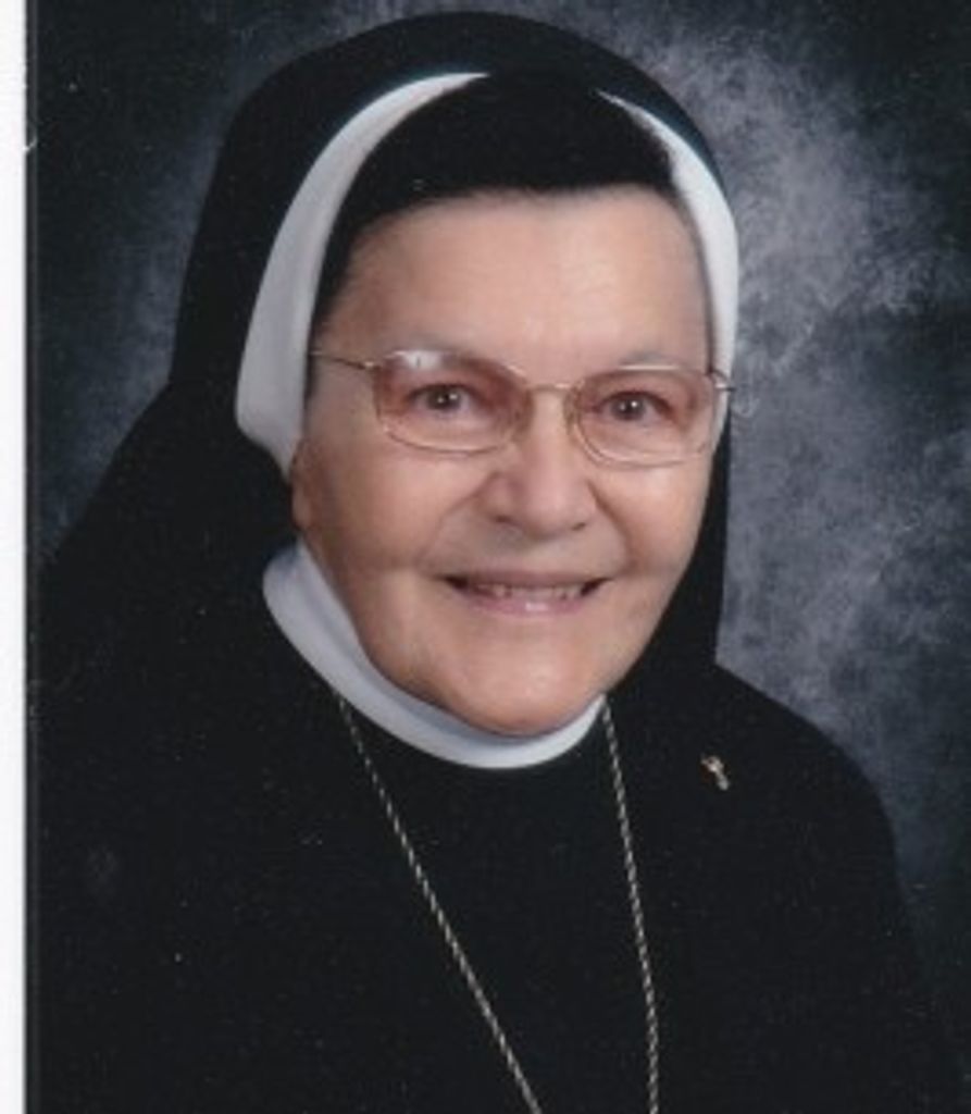 Rev. Mother Gloria Castro, Obt