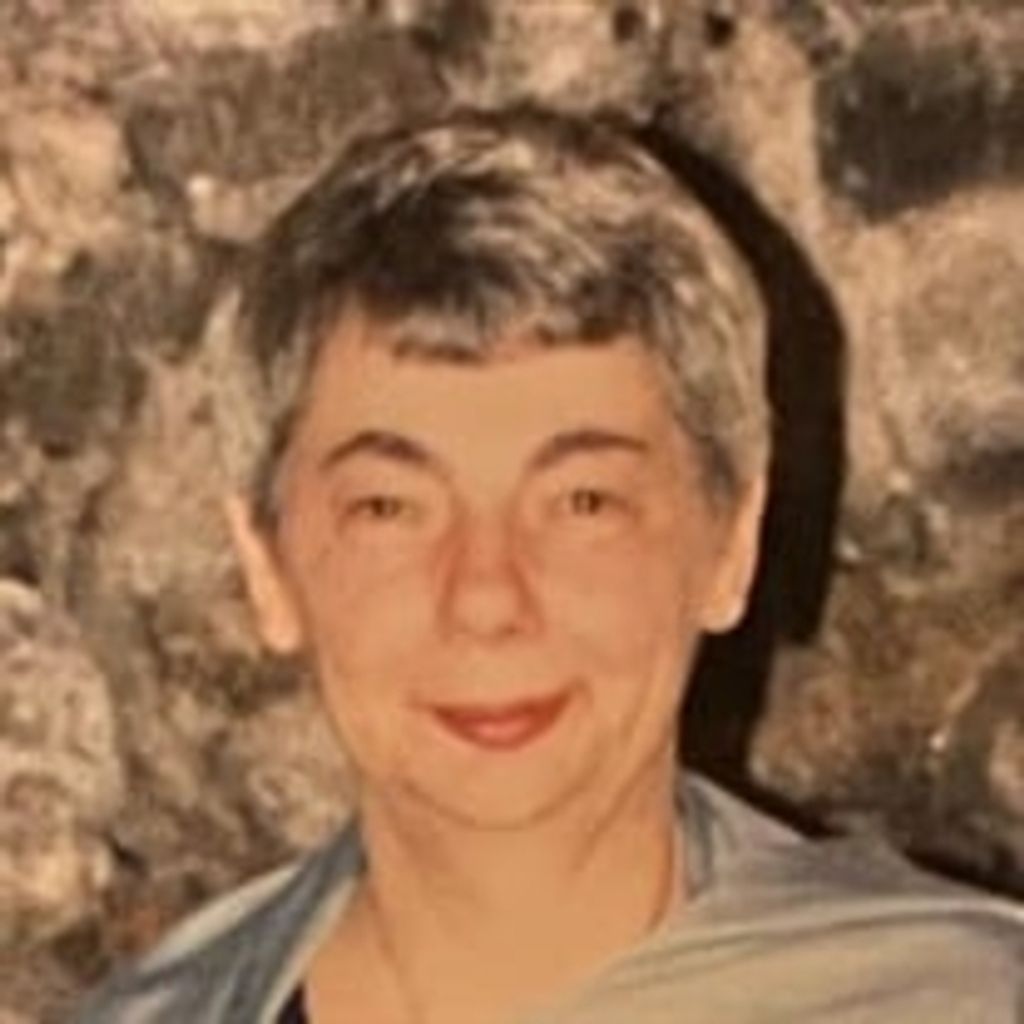 Elizabeth "Liz" Romagna