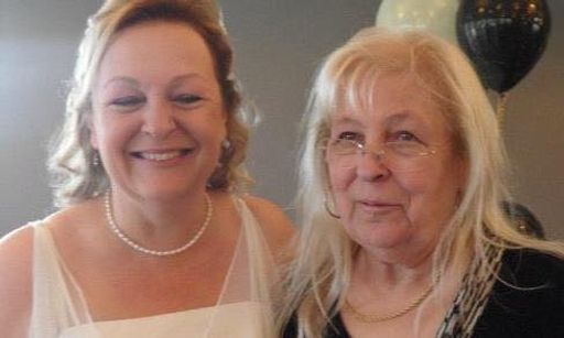 Donna Martin photo gallery thumbnail 4 of 19