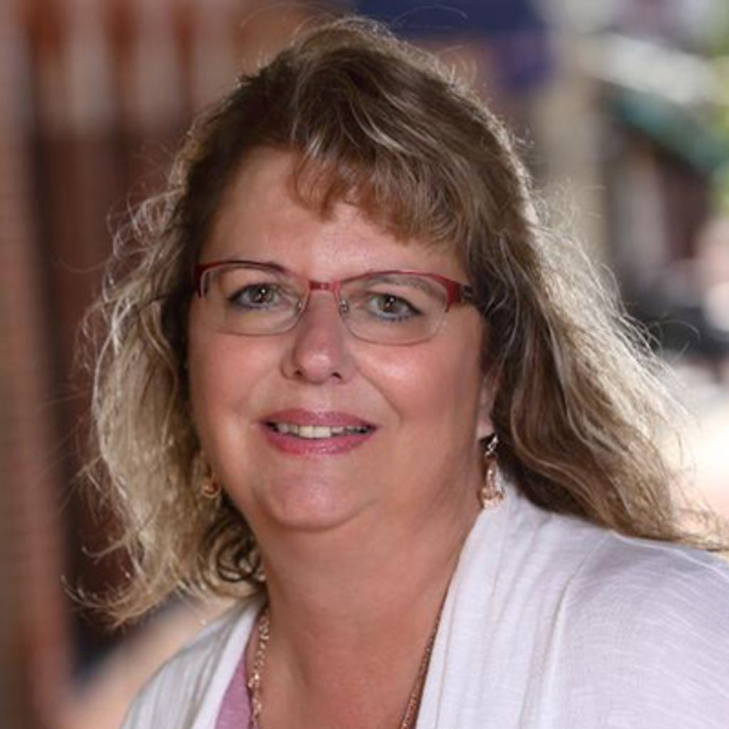 Lynn "Penny" Aukamp