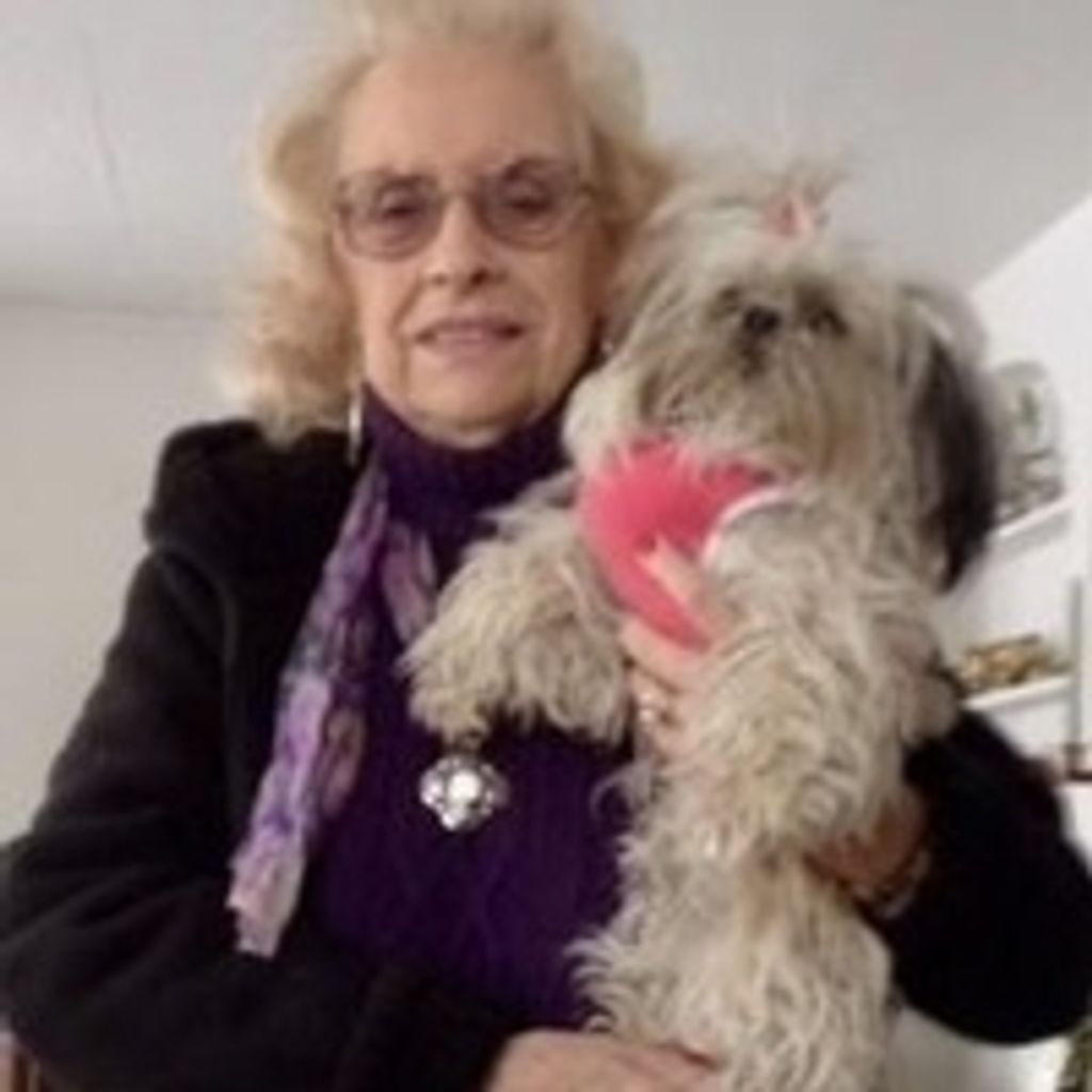 Marion Bates Profile Photo
