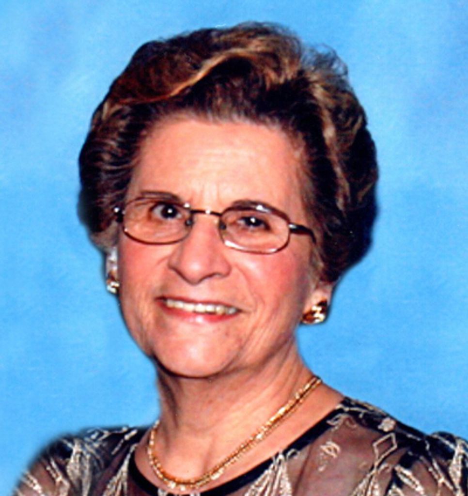 Louise Olenic Profile Photo