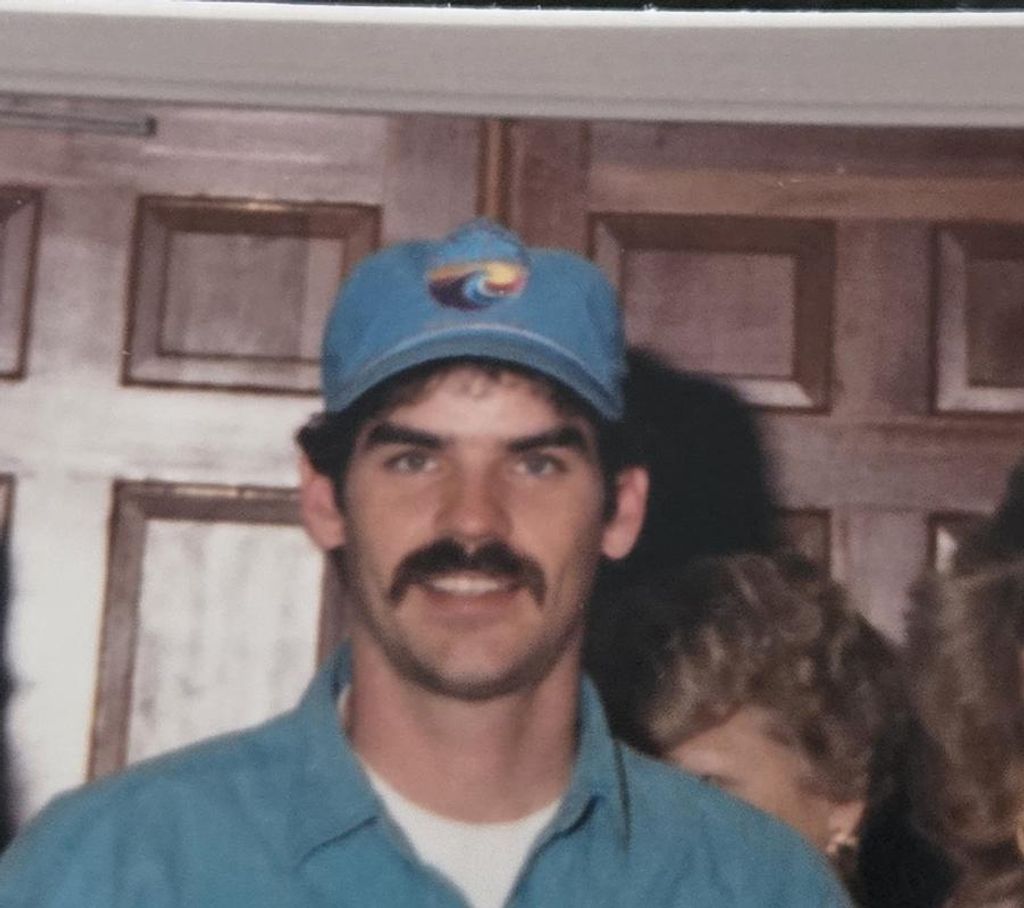 Bruce Howard Sanders Profile Photo