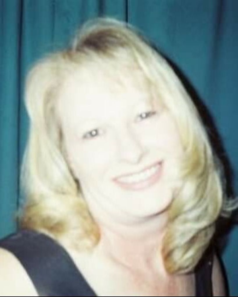 Julia Bennett Profile Photo