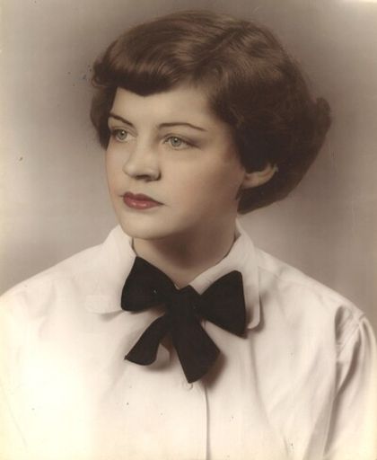 Photo of Mary Lou Willoughby