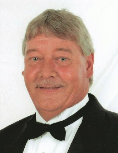 Dwight Warren Profile Photo