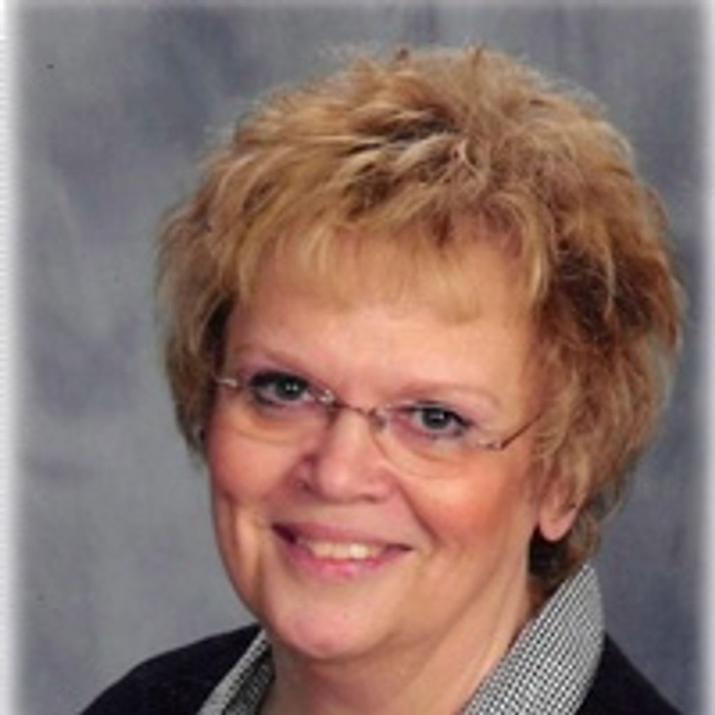 Helen "Lyn" Kapsch Profile Photo