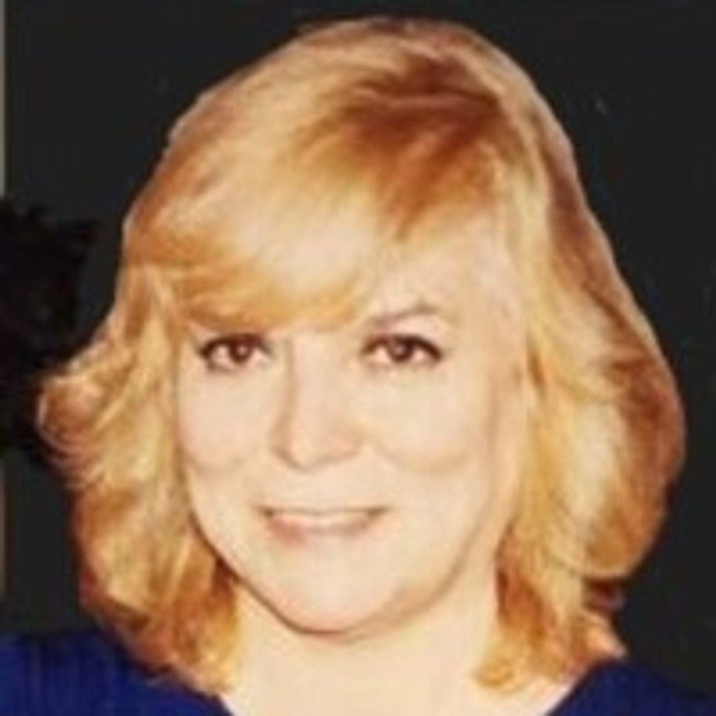 Maria Isela Larrazolo Profile Photo