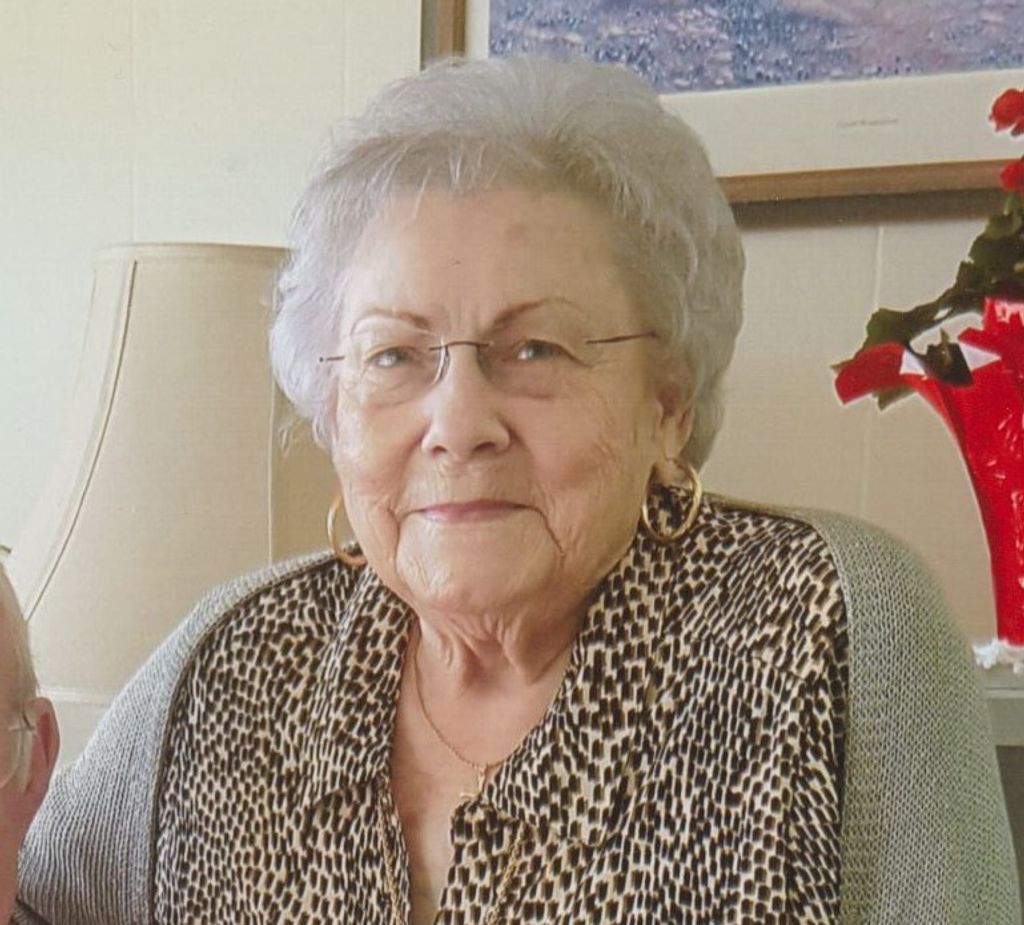 Maxine Clements Profile Photo