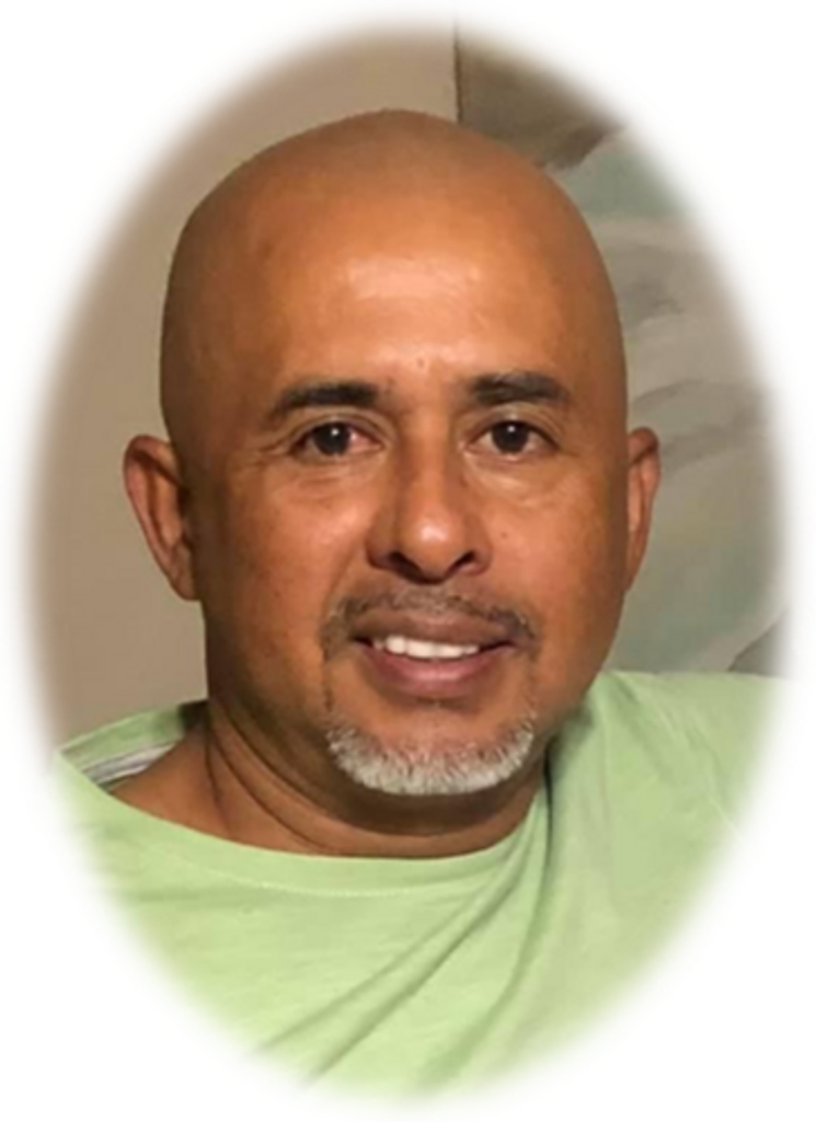 Oscar Martinez Profile Photo