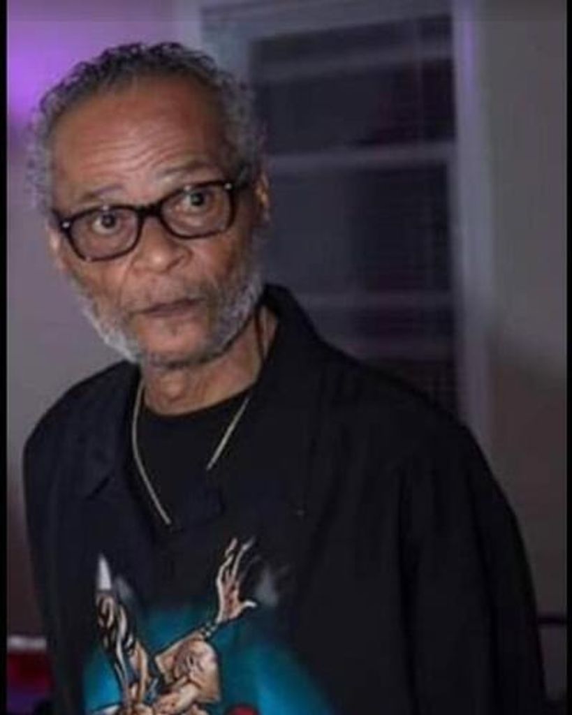 Van Eric Warren, Sr. Profile Photo