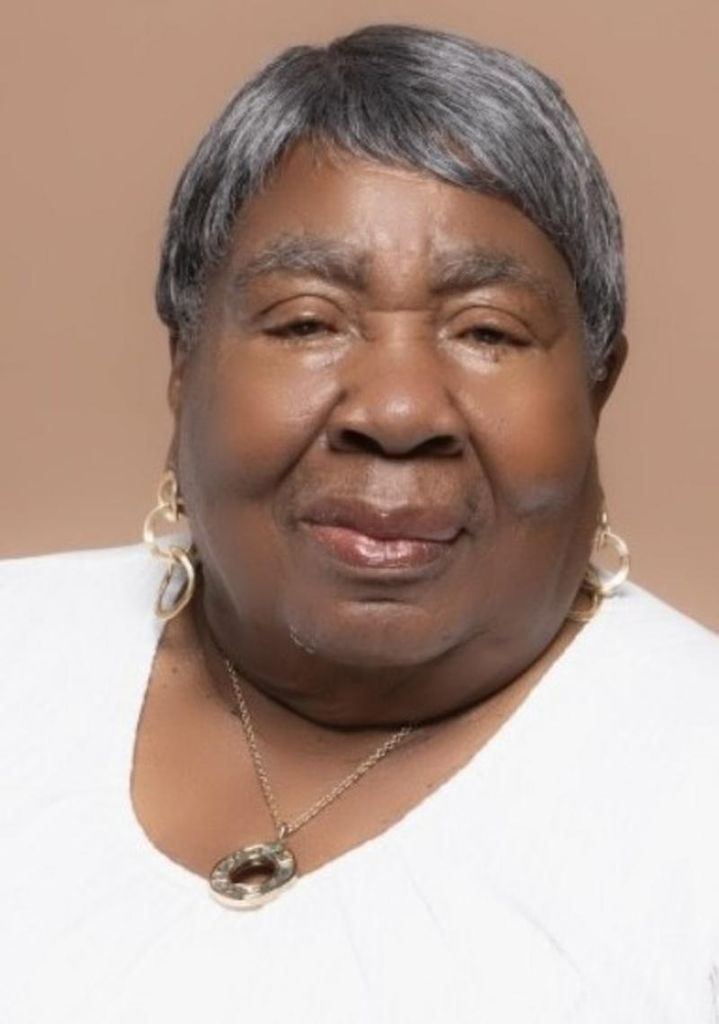 Minnie Lee Breaker Profile Photo