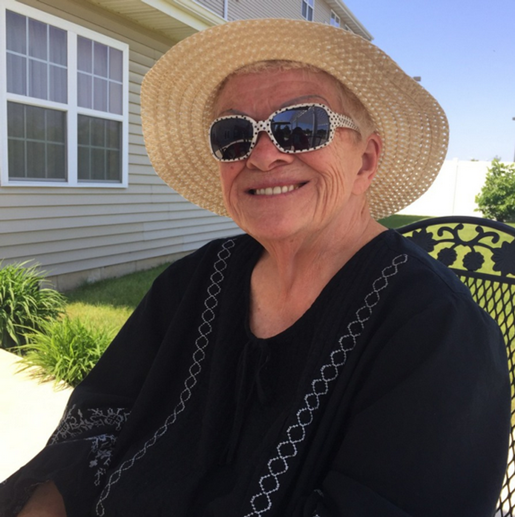 Danene C. Molenaar (nee Buerkley). Profile Photo