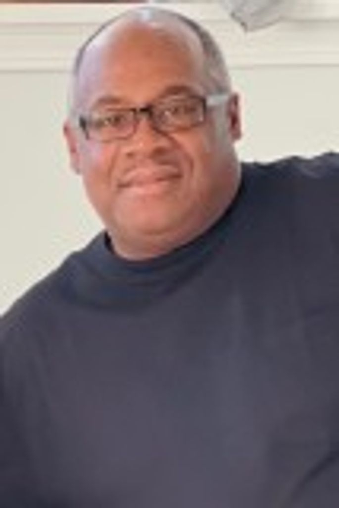 Robert Thompson Profile Photo