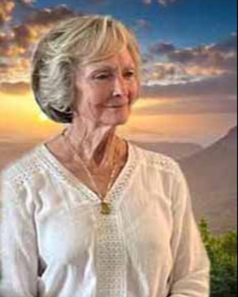Esther Fields Profile Photo