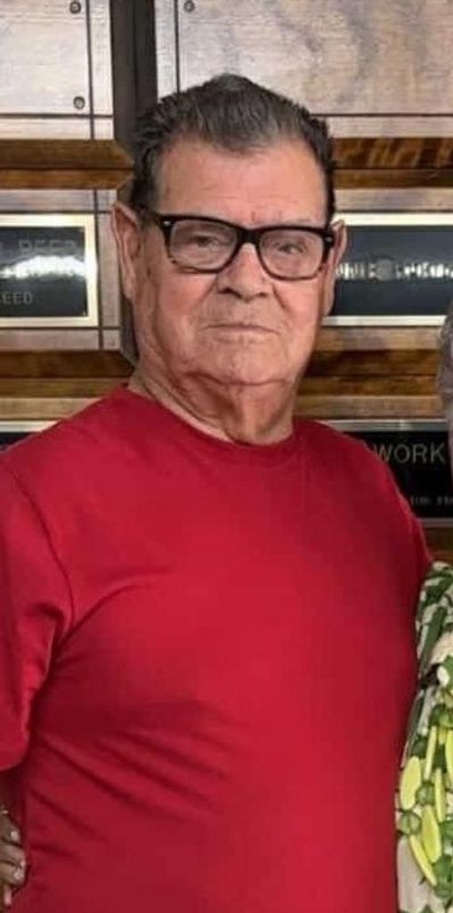 Willie Fira Jr. Profile Photo
