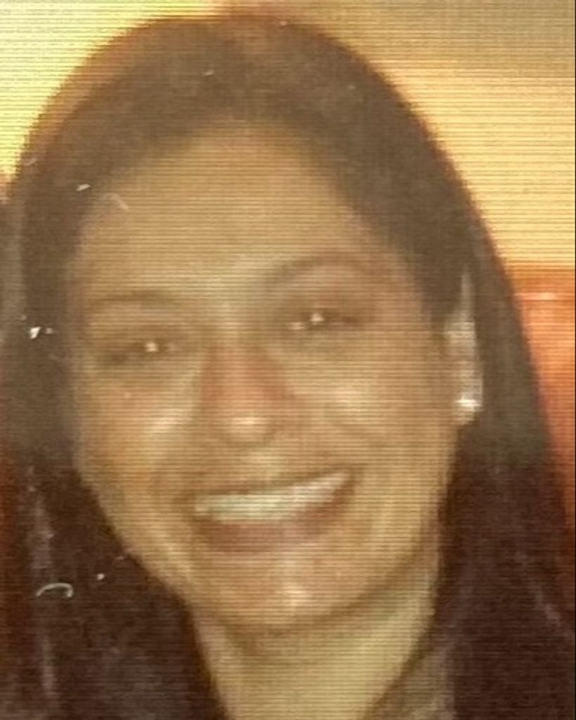 Flor Enid Navarro