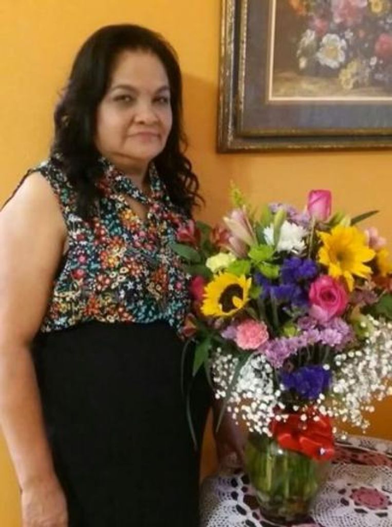 Idalia M. Reynaga Profile Photo