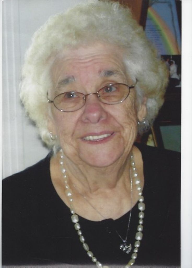Phyllis Hill Profile Photo