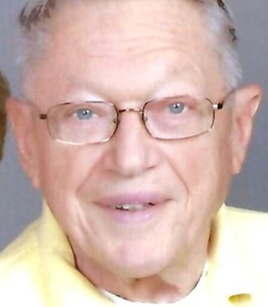 Robert Riley Jr Profile Photo
