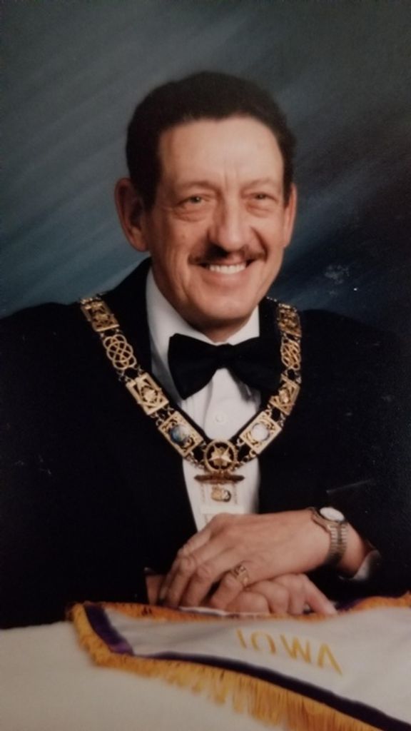 Donald E Mayer Profile Photo