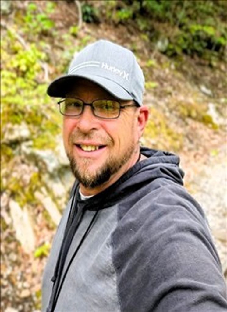 Lance Allen Crelly Profile Photo