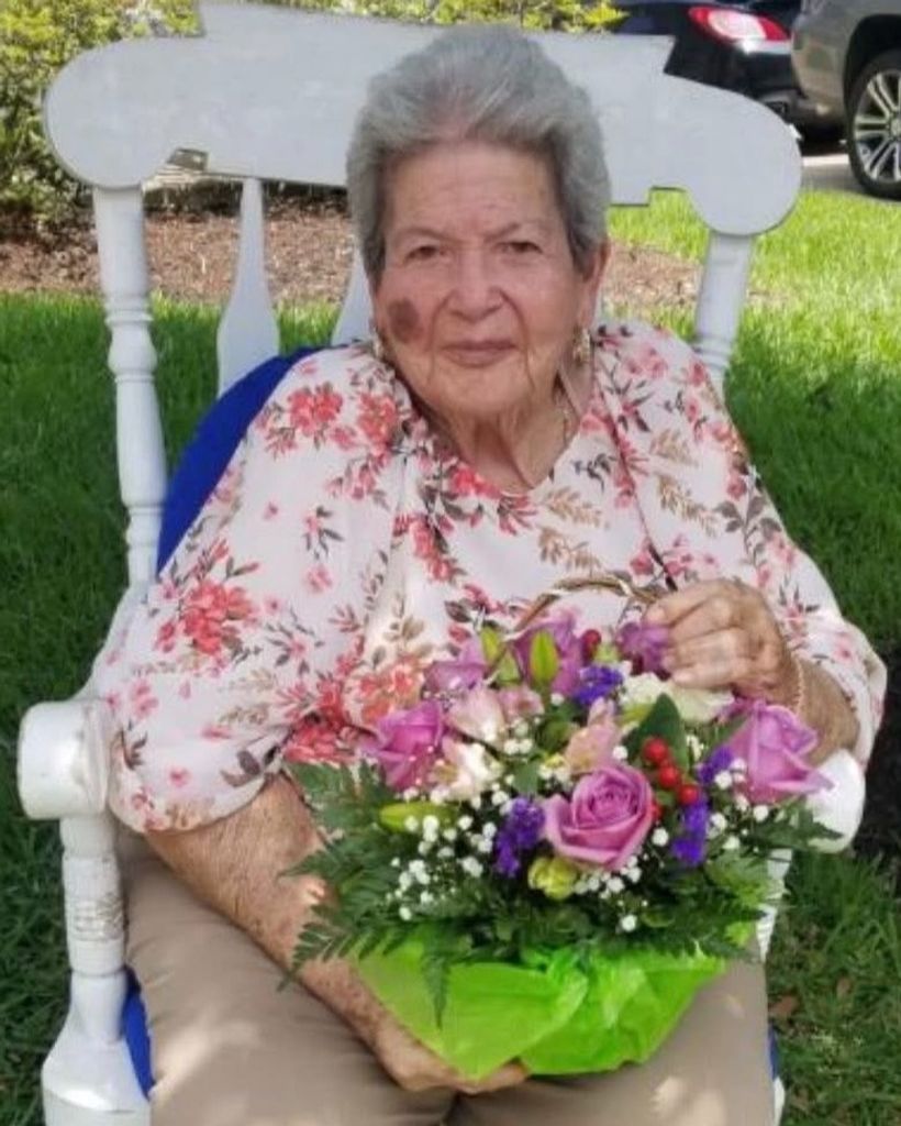 Maria Elena Frias