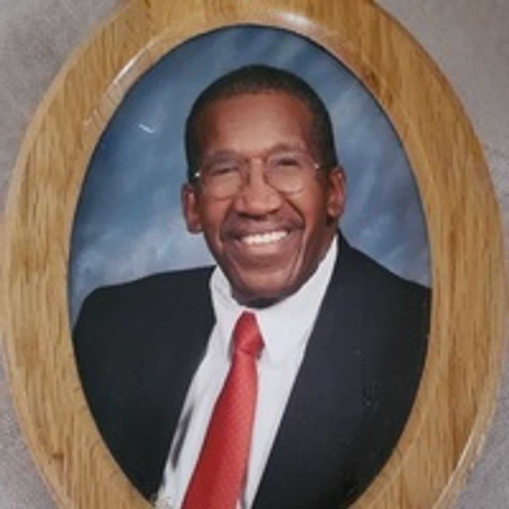 Roy Hollins