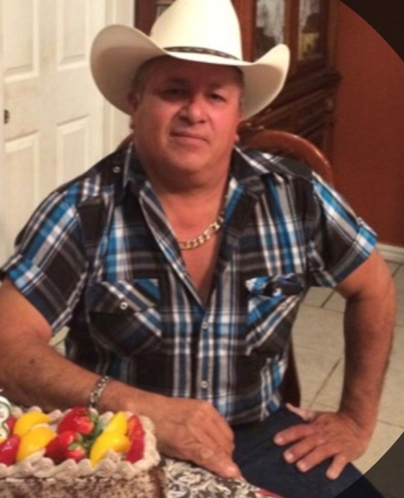 DAVID SAUCEDO