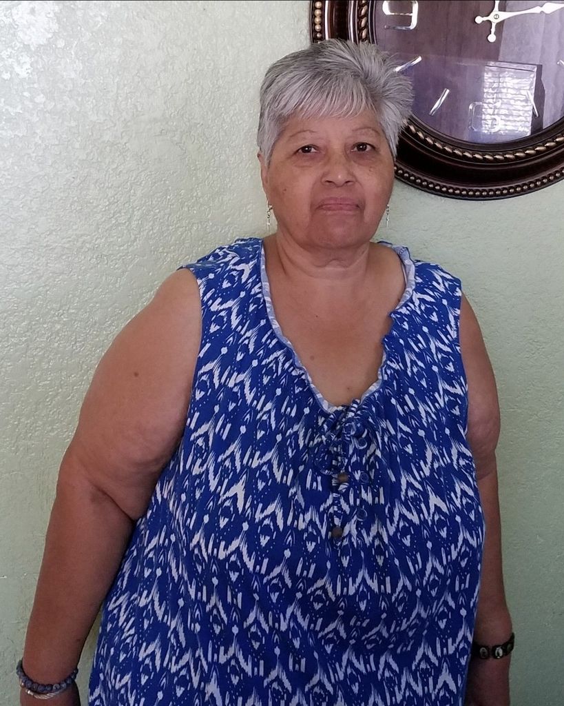 Elvira Valles