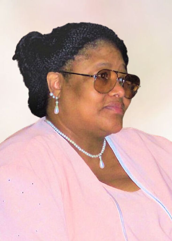 Lorraine Thomas Profile Photo
