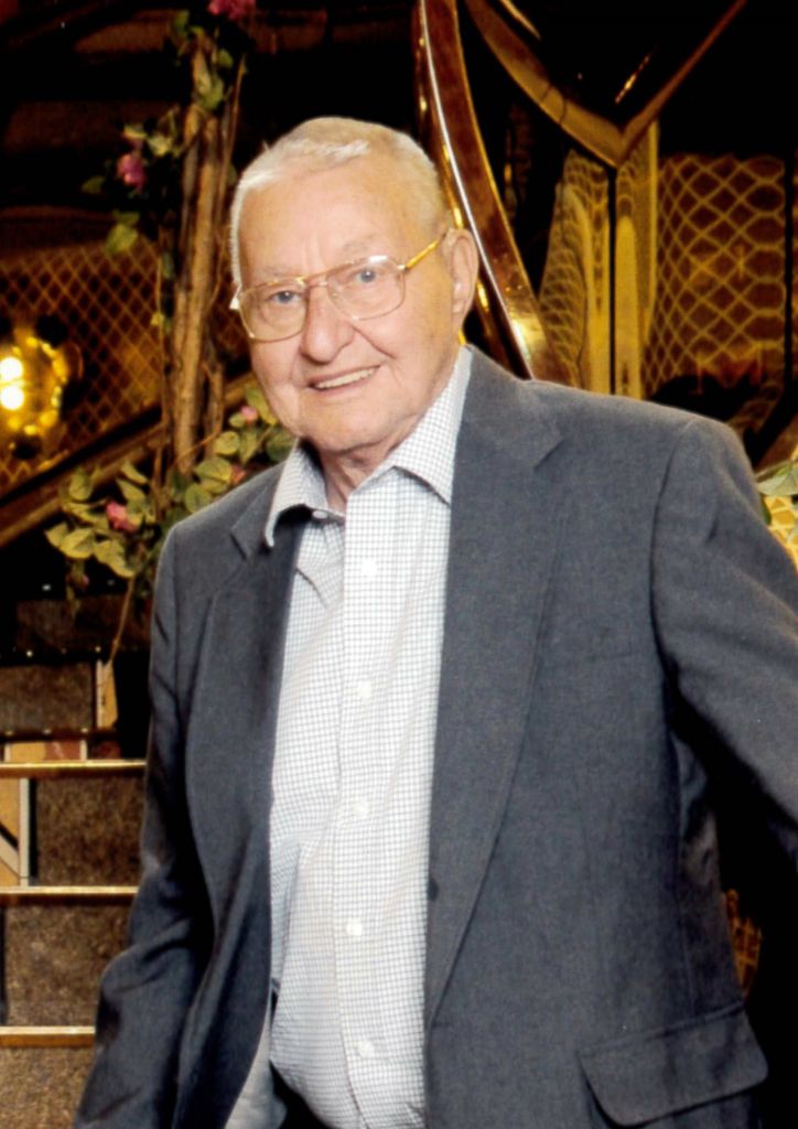 Lloyd Holtzen