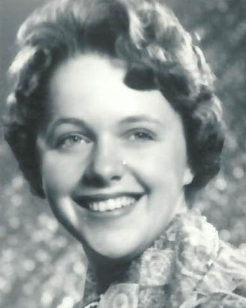 Lynda Lee Fenton
