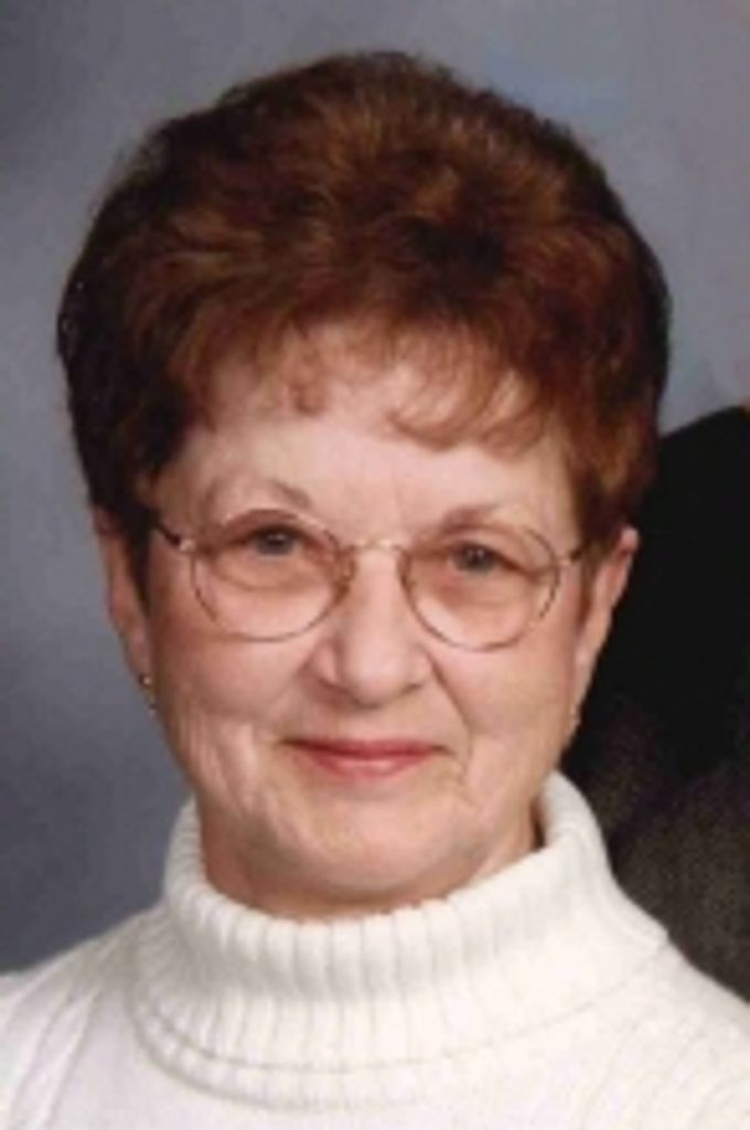 Betty Lou Hinrichs