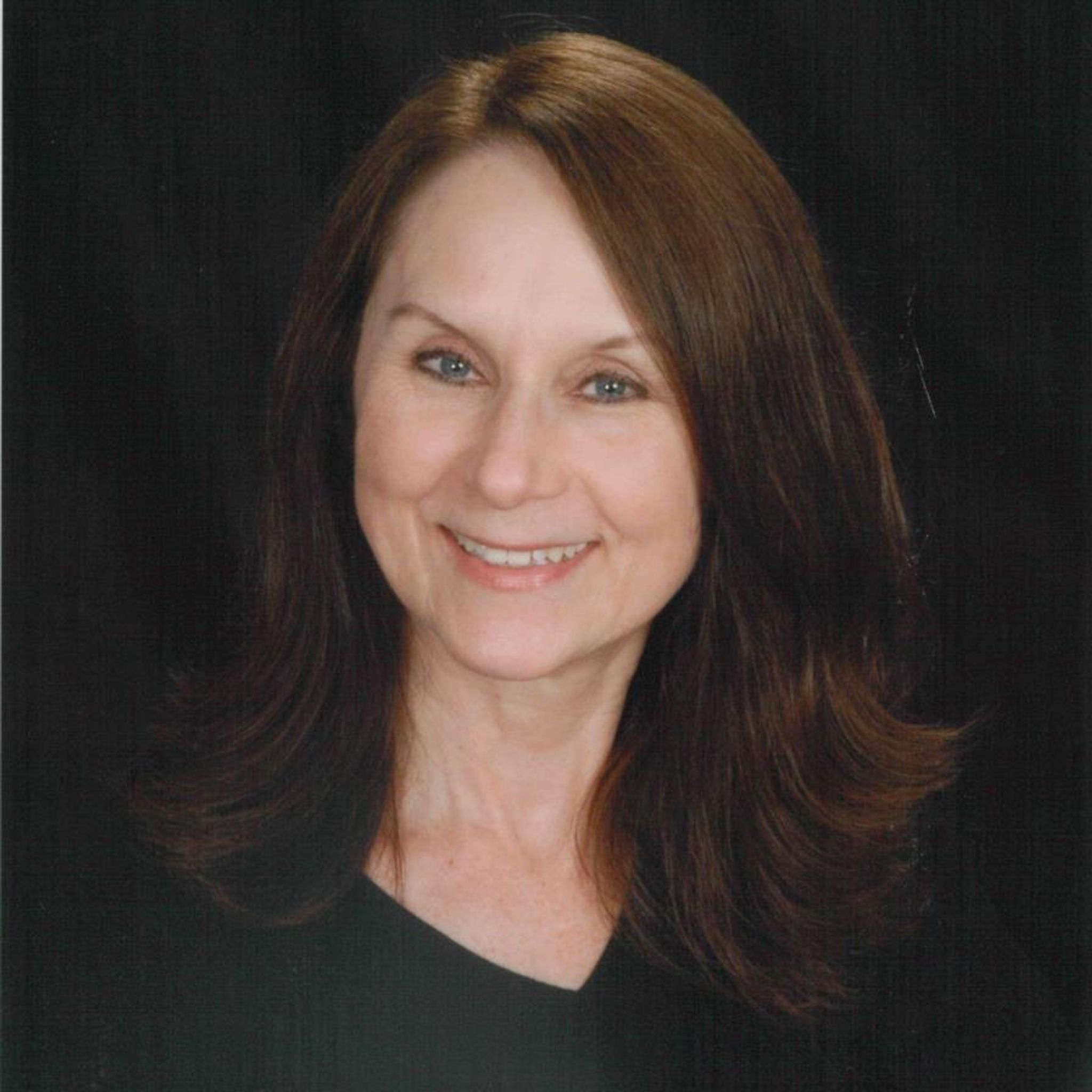 Dorinne Thompson photo gallery image 4 of 4
