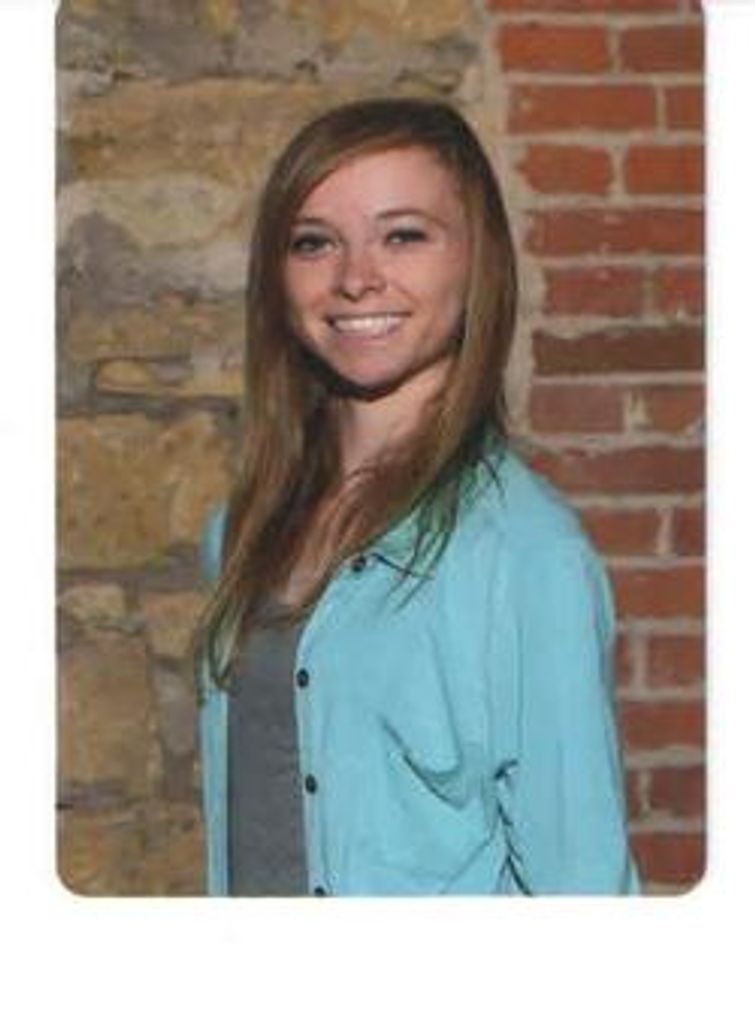 Caitlyn E Bonz Profile Photo