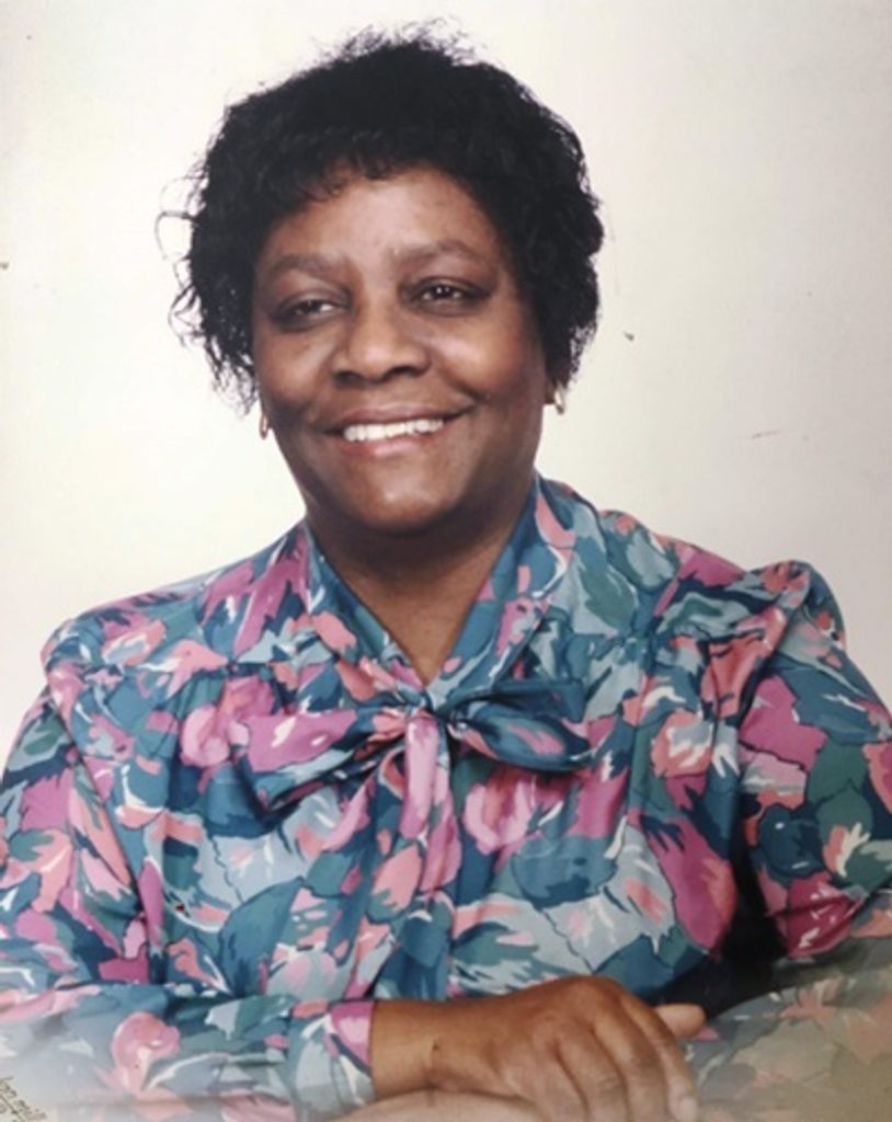 Mother Willa Mae Kelly Profile Photo