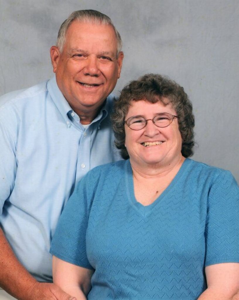 Elaine (Jones)  Newell