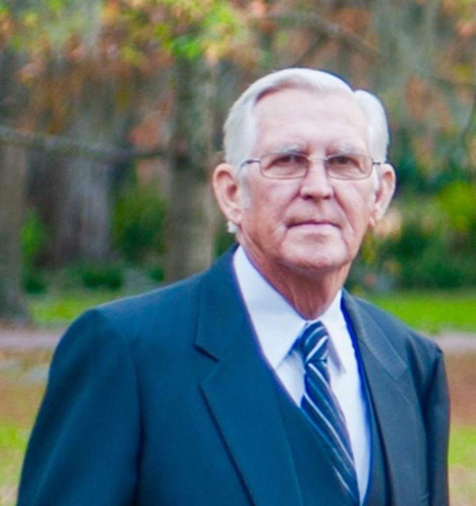 Roy J Ellis Profile Photo